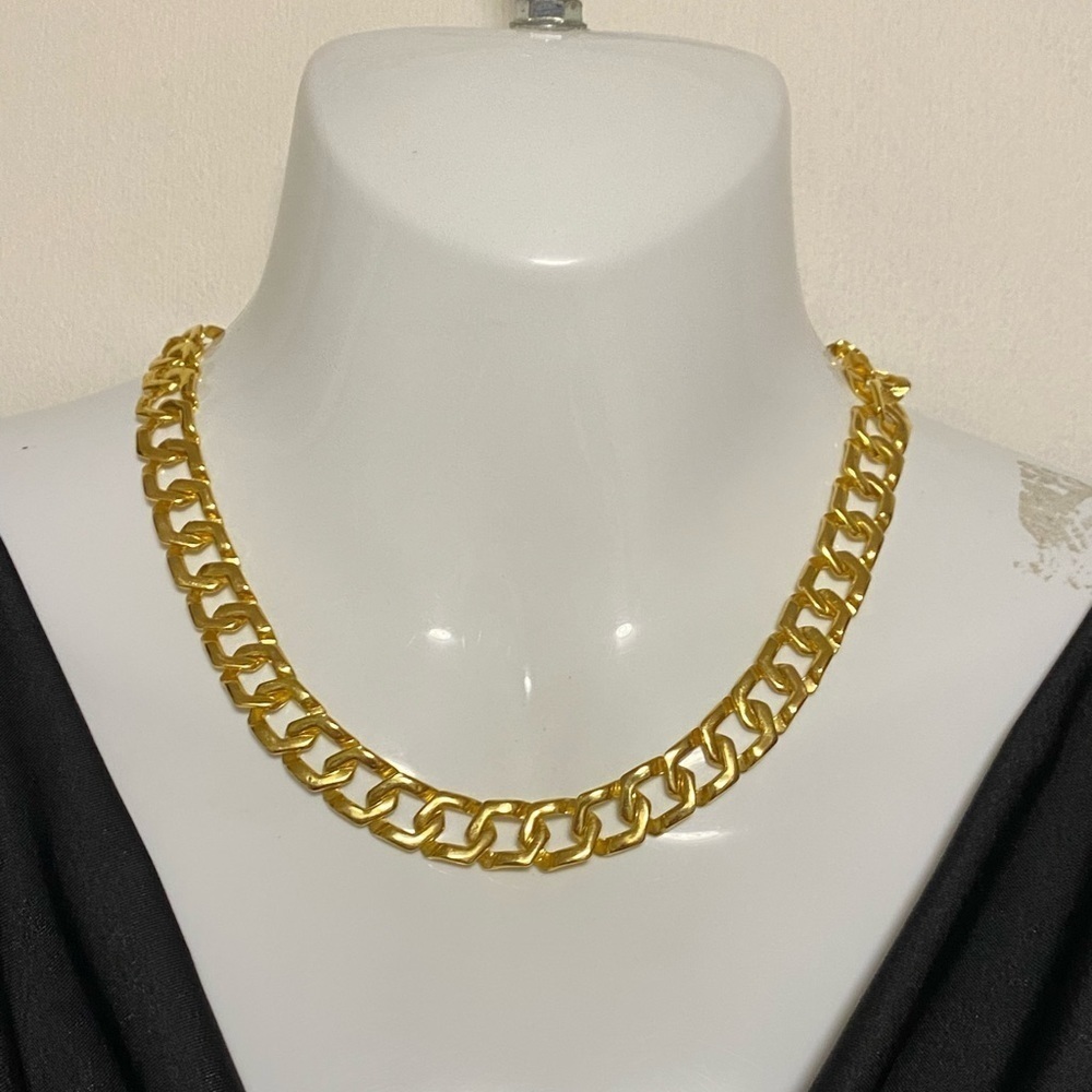 GOLD Tone Hexagon Link Chain Fashion Necklace, Snap Lock Clasp, 18”